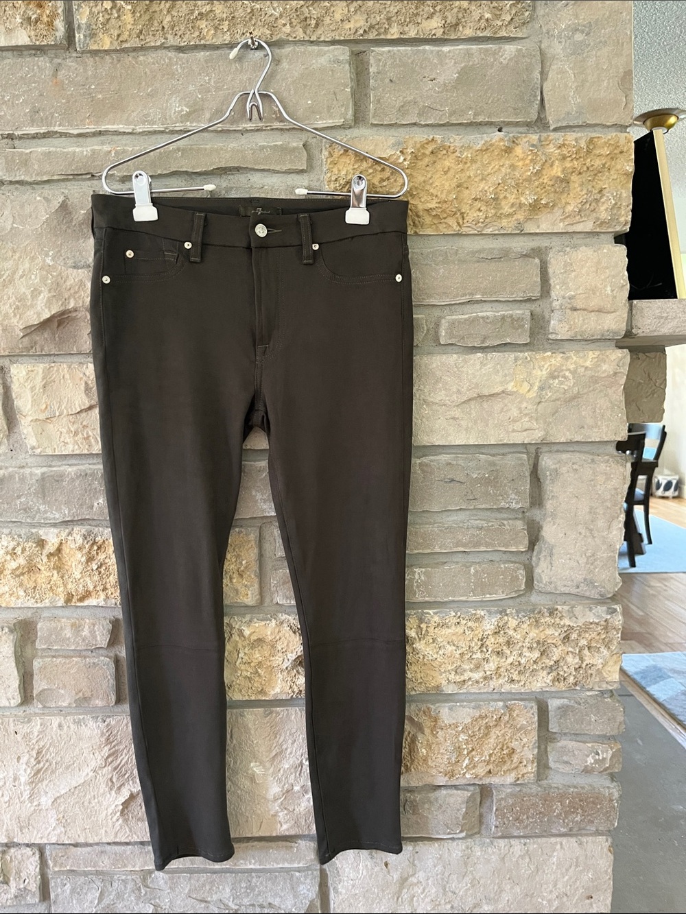 7 for all mankind GrayFaux Suede Legging Pants Size 31